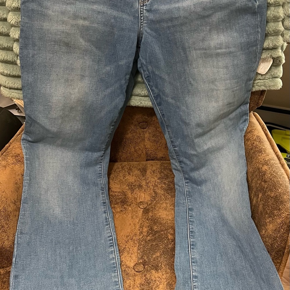 American Eagle Womens Bootcut Jeans